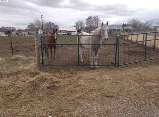 1000 Arrowhead Ct, Cedarville, CA 96104