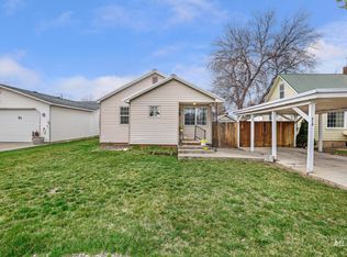 719 Nevada St, Gooding, ID 83330