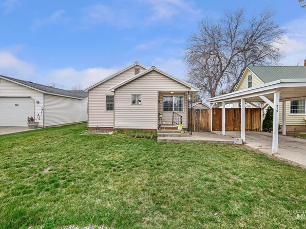 719 Nevada St, Gooding, ID 83330