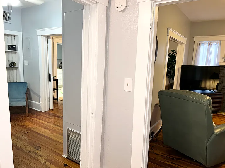 1039 Riviera St — Photo 32