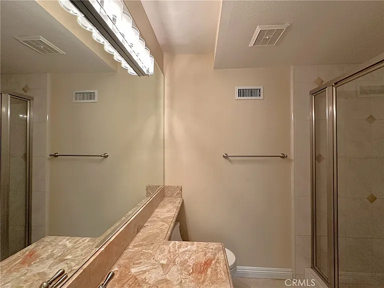 26543 Academy Dr — Photo 23