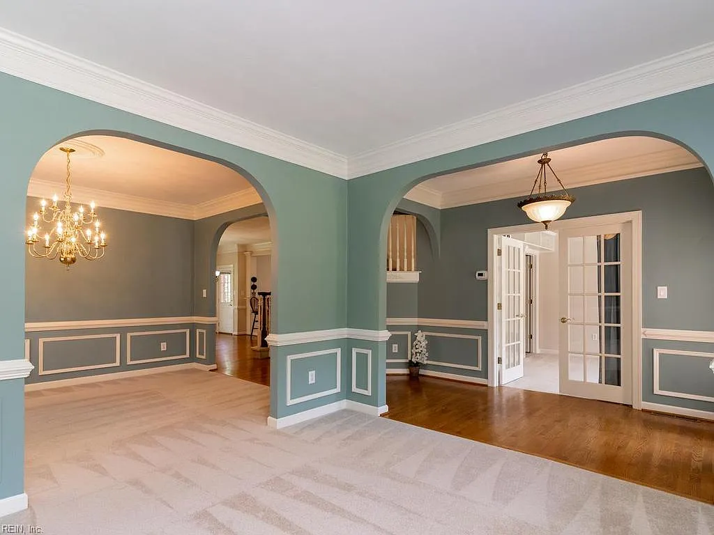 5 bed, 4.0 bath, 3755 sqft, $4,200 — Photo 4