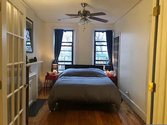 Rented by Block & Lot Real Estate | media 22