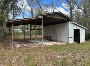 1228 NE 835th St, Old Town, FL 32680