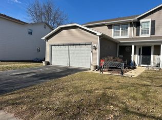 1708 Southbridge Ct, Schaumburg, IL 60194