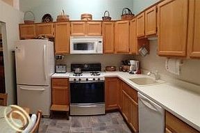 3rd image of 31124 Country Way #1