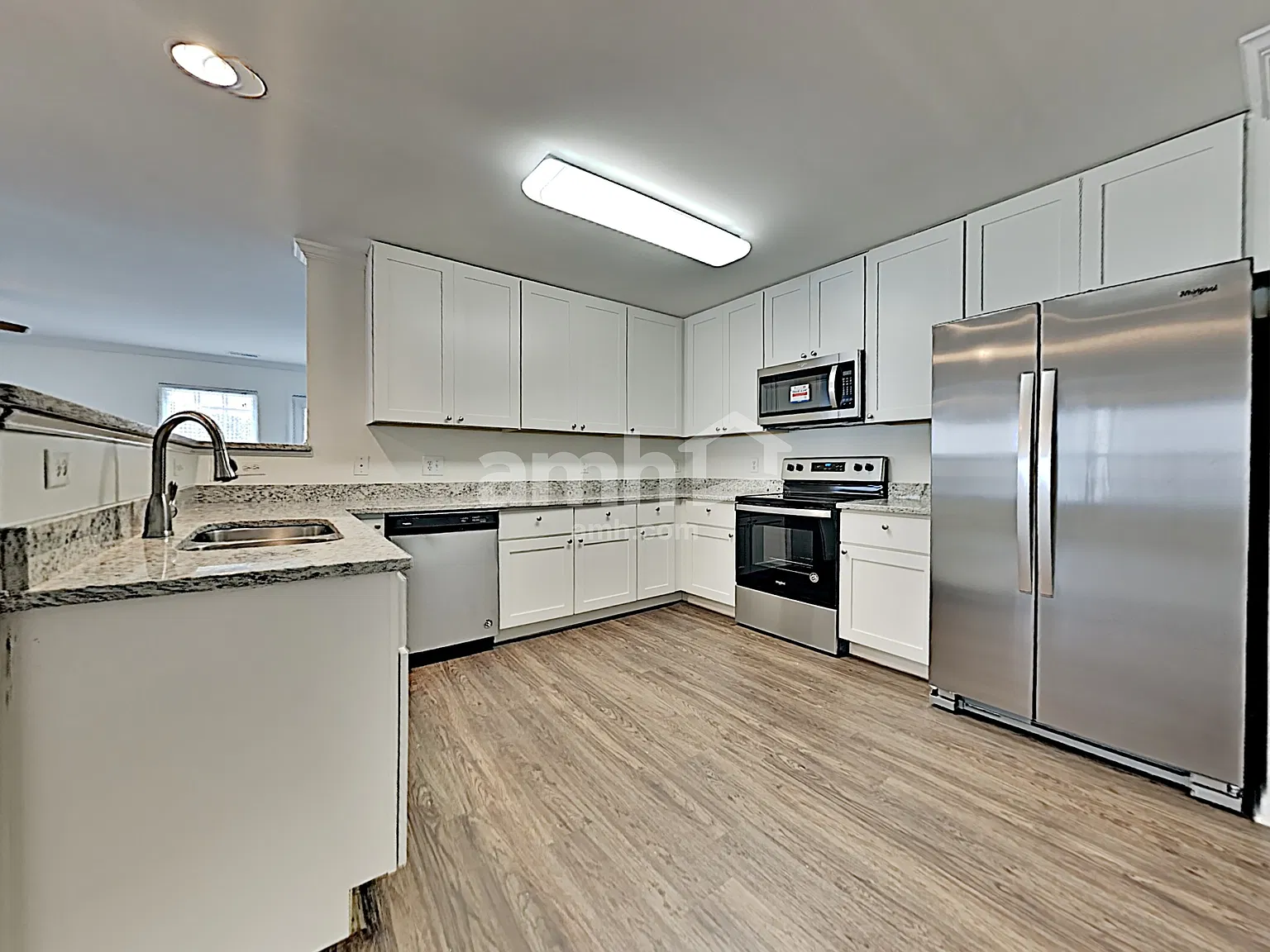 3 bed, 2.5 bath, 2181 sqft, $2,195 — Photo 4
