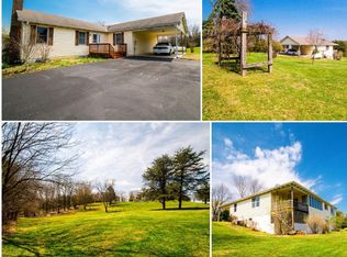 13697 Lexington Dr, Mount Airy, MD 21771