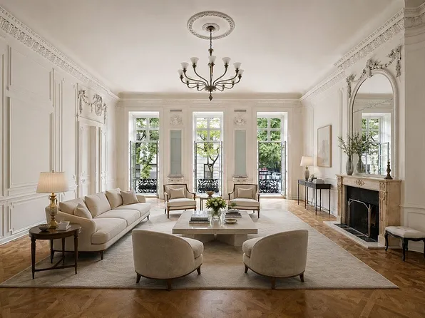 11 Gramercy Park South, New York, NY 10003
