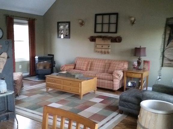 Great Room 12ft ceilings