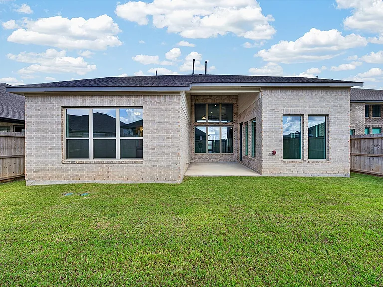 2803 Sweet Honey Ln — Photo 44