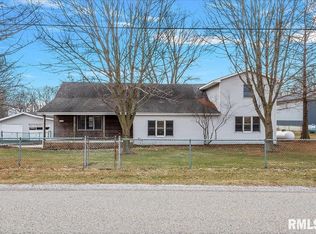 4220 Tuxhorn Rd, Springfield, IL 62712