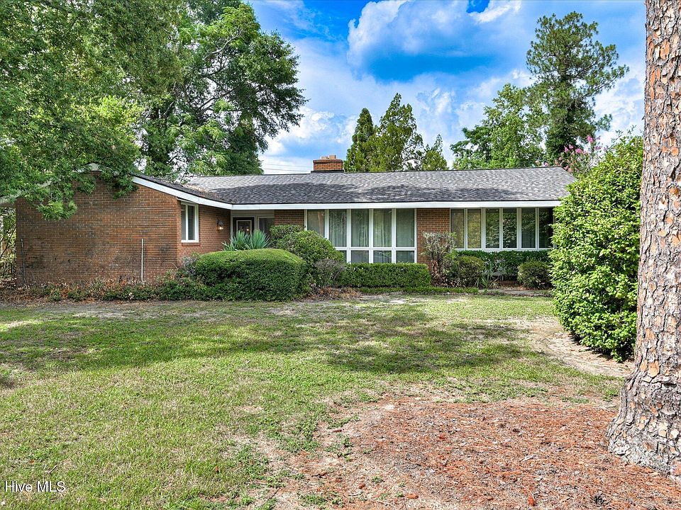1st image of 3033 Pine Needle Road