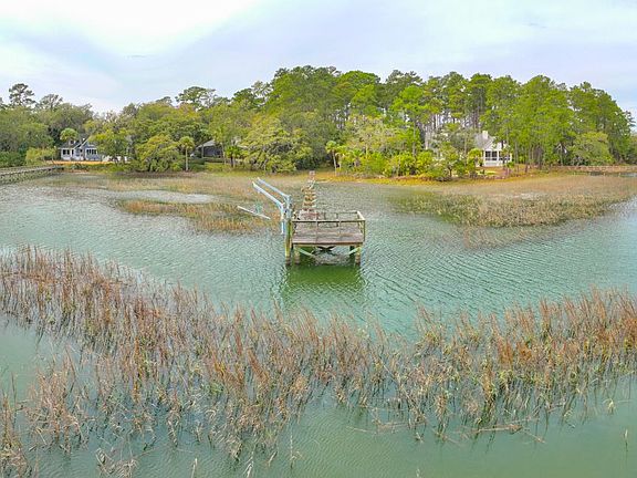 2nd image of 21 River Bend Dr
