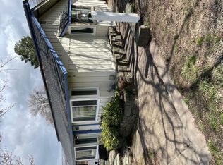 376 Crowson Rd, Ashland, OR 97520