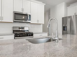 9840 N Solstice Ave, Tucson, AZ 85743