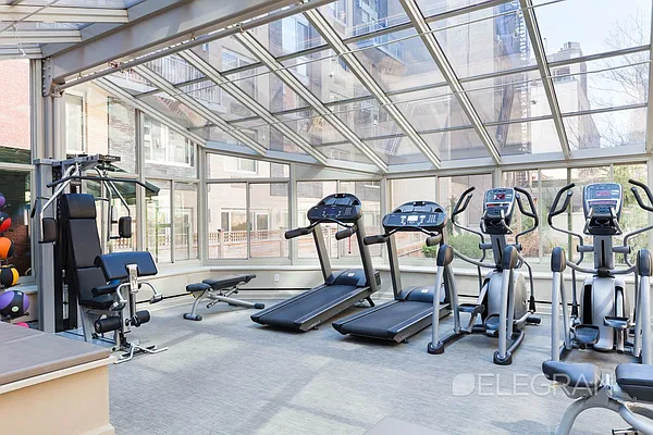 Sold by (Legacy) Elegran | media 11