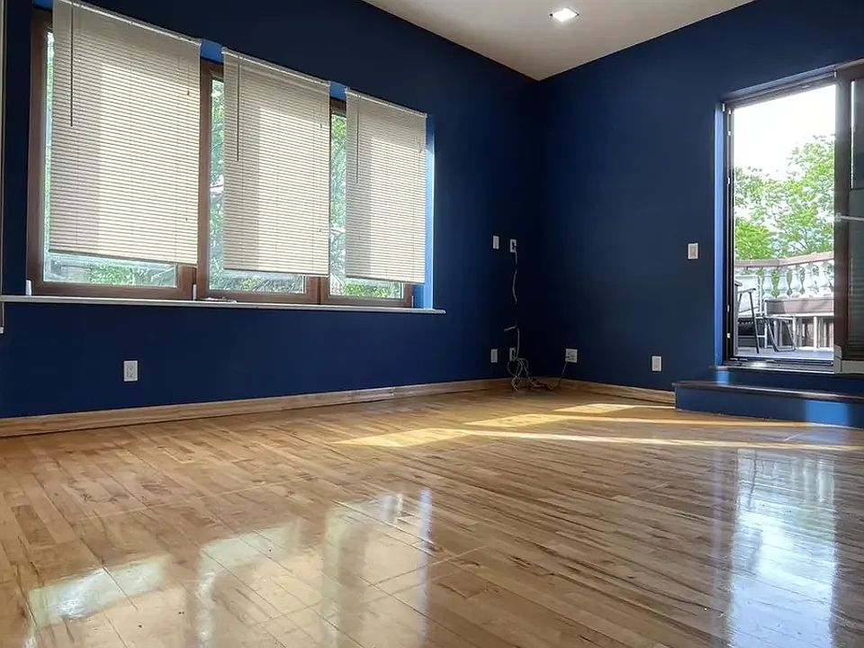 2nd image of 2130 Harman St #1