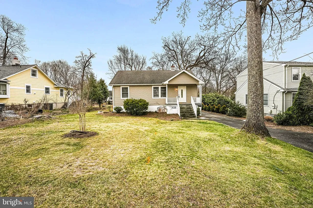 3 bed, 1600 sqft, $3,400 — Photo 1
