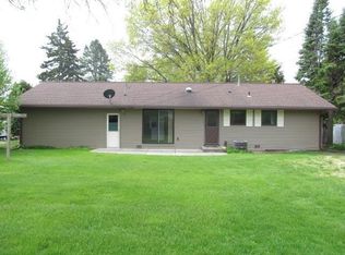 6914 Donna Dr, Middleton, WI 53562