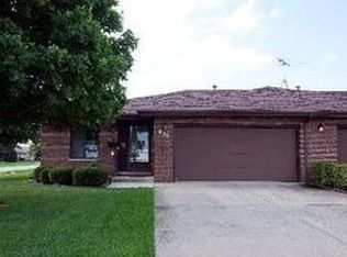 802 Winter Park Dr, New Lenox, IL 60451