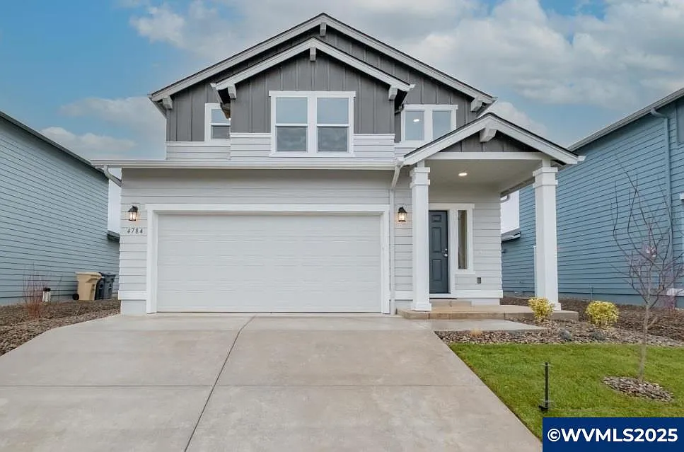 4784 Finch St SE photo 1