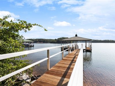 530 Magellan Dr, West Union, SC, 29696