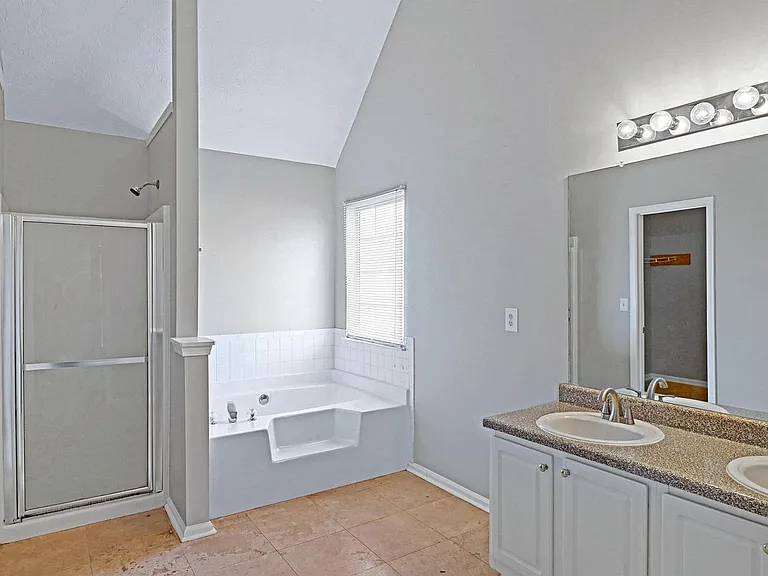 1219 Partridge Ln — Photo 16