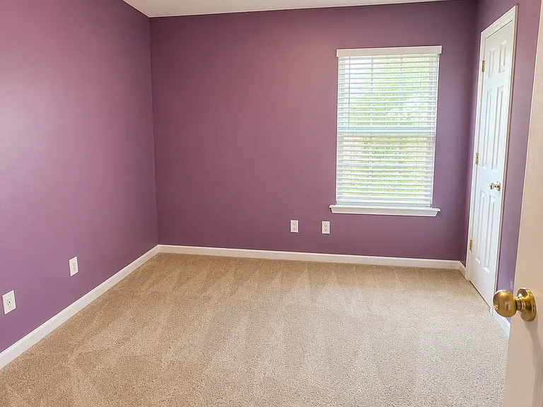 151 Silverwood Trl — Photo 11