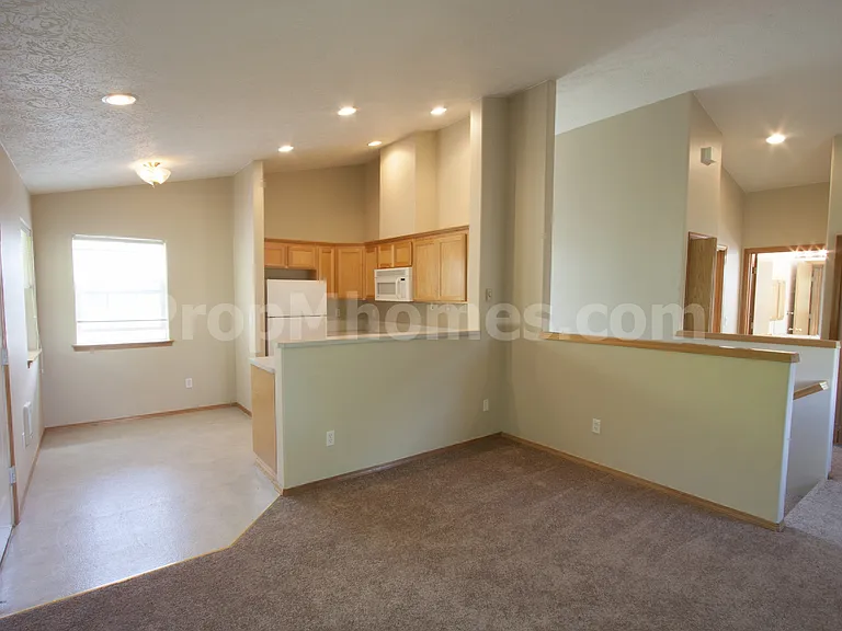 14963 SE Elm Park Dr — Photo 6