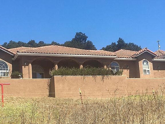 2nd image of 360 Orchard Hill Rd