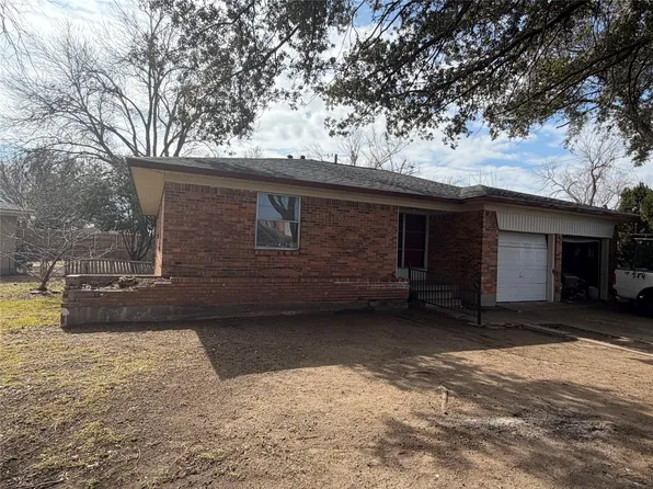 617 Sanders Dr, Garland, TX 75042