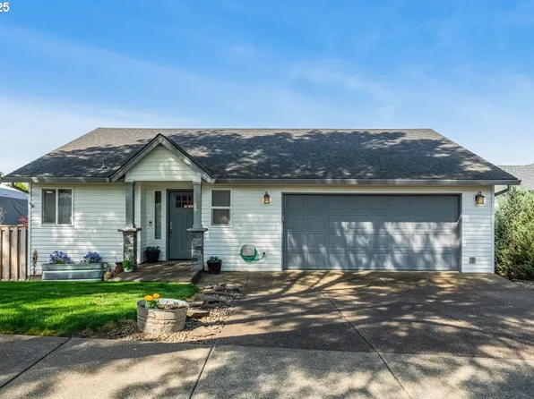 3221 N Juniper Dr, Newberg, OR 97132