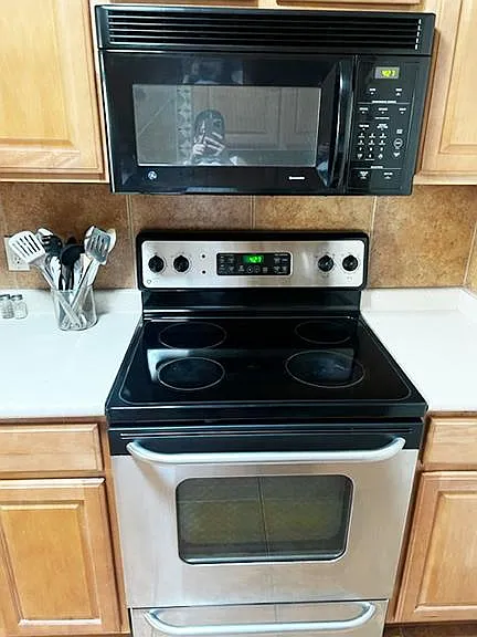625 S Prudence Rd #205 — Photo 13