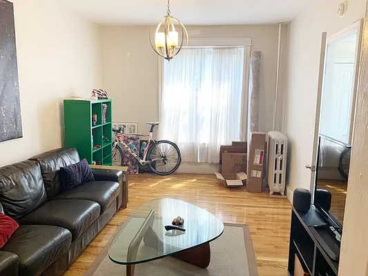 Rented by Empire Valley | media 11