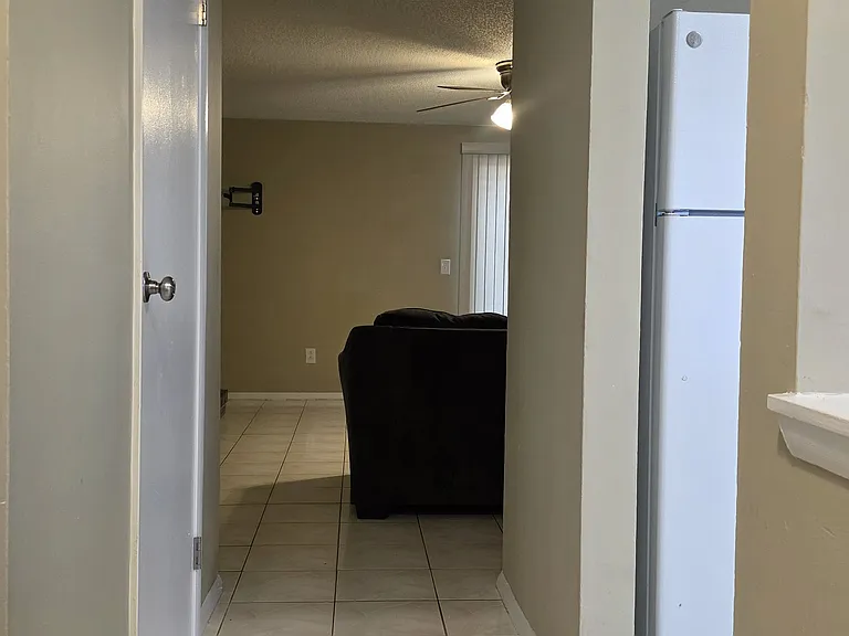 4908 Silver Oaks Vlg — Photo 10