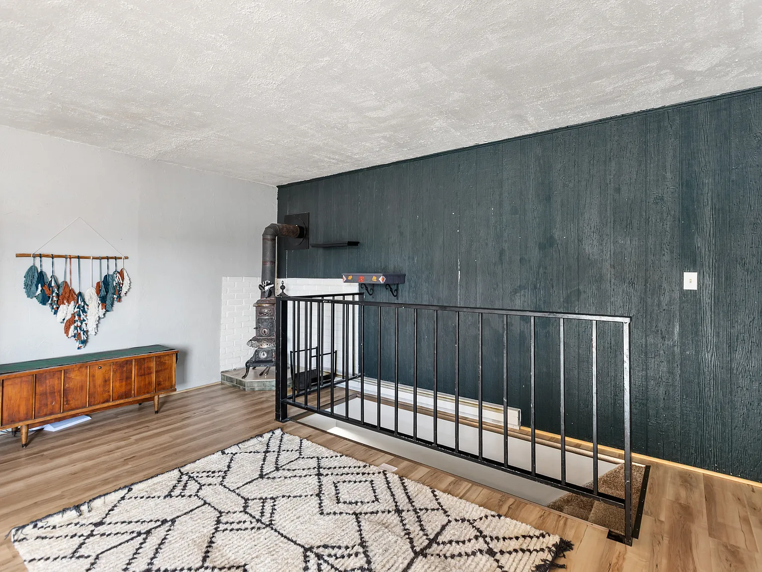 2 bed, 1188 sqft, $2,300 — Photo 3