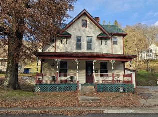 195 W Main St, Salem, WV 26426
