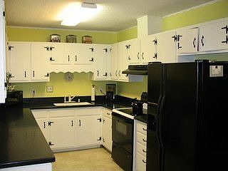 2nd image of 500 Harvest Ln