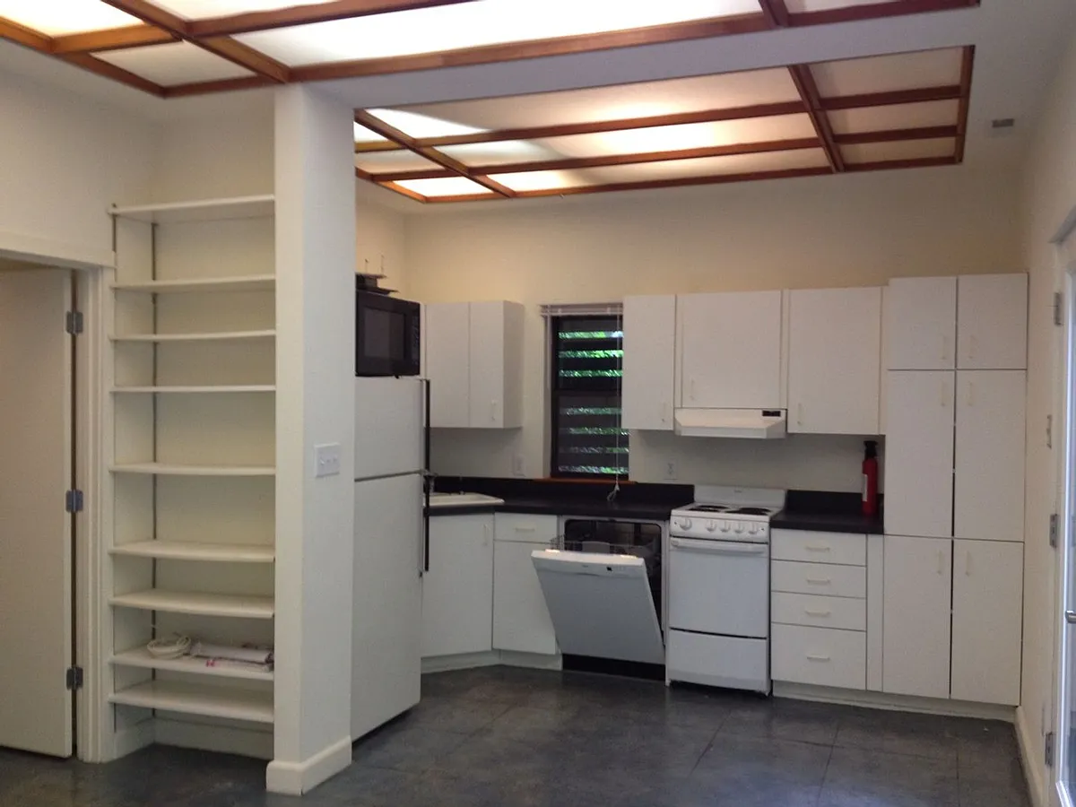 Building Photo - 104 Rose Ln #A