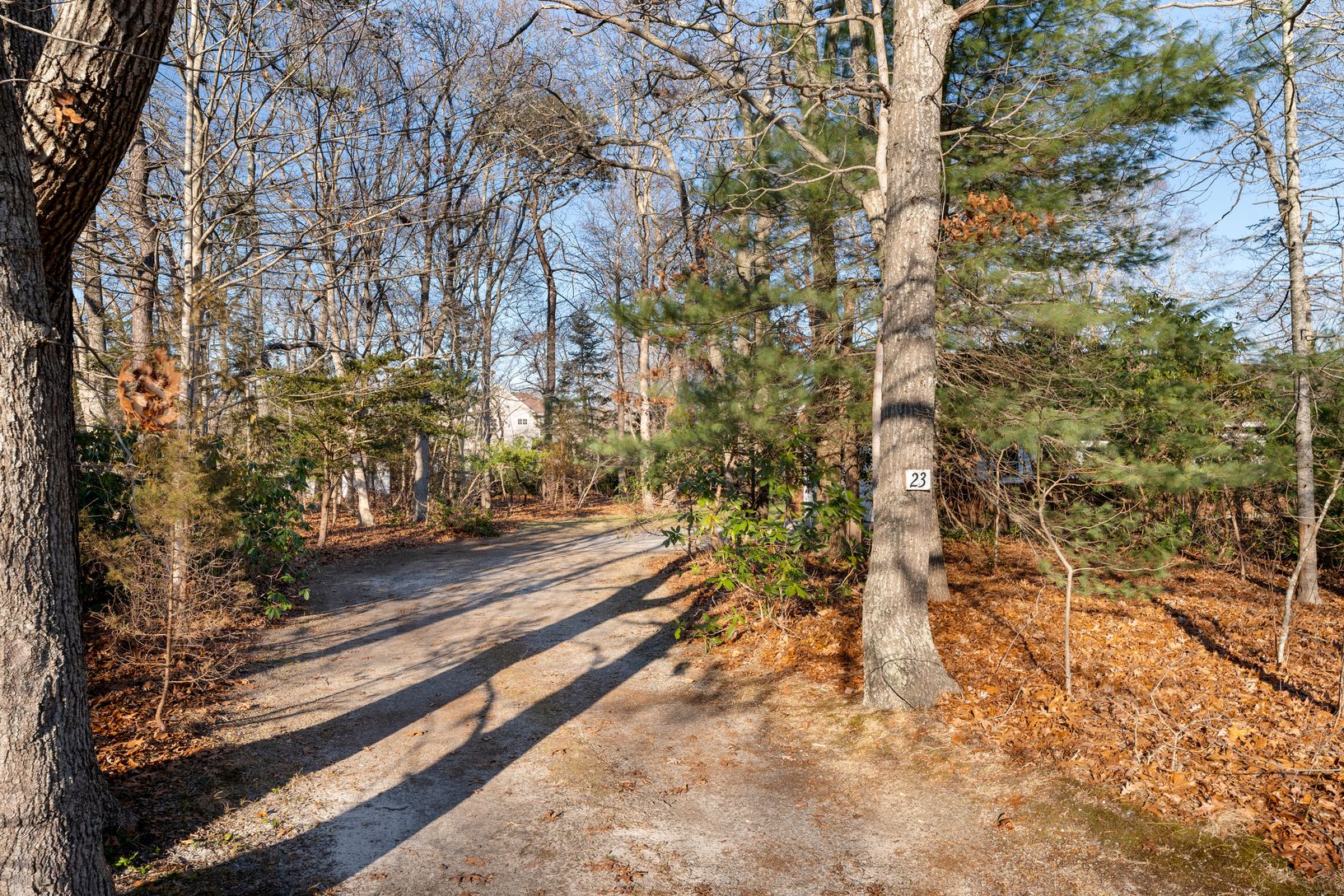 23 Kyle Rd, Hampton Bays, NY 11946 Out East