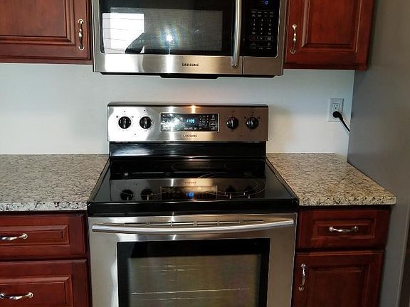 2nd image of 24 Westbrook Dr