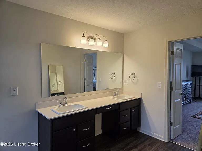 108 Strawberry Field Dr — Photo 24