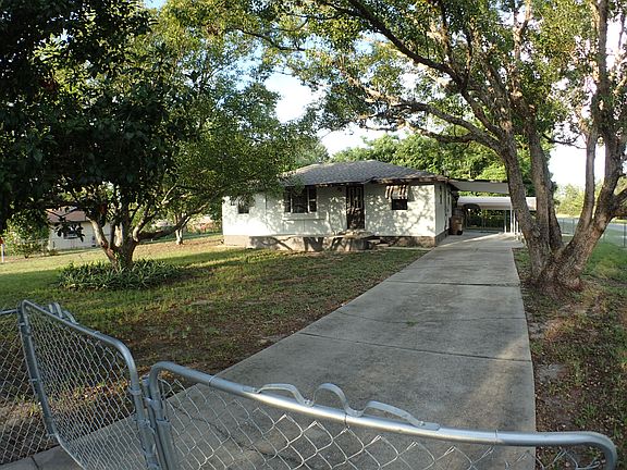 2nd image of 40508 E 5th Ave