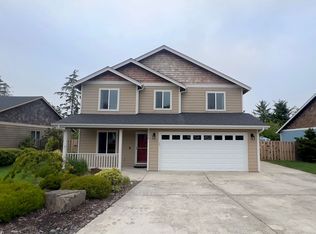 1740 Pacific Ridge Ln, Hammond, OR 97121