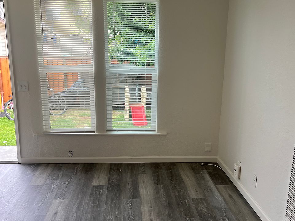 1st image of 629 Lincoln St APT A