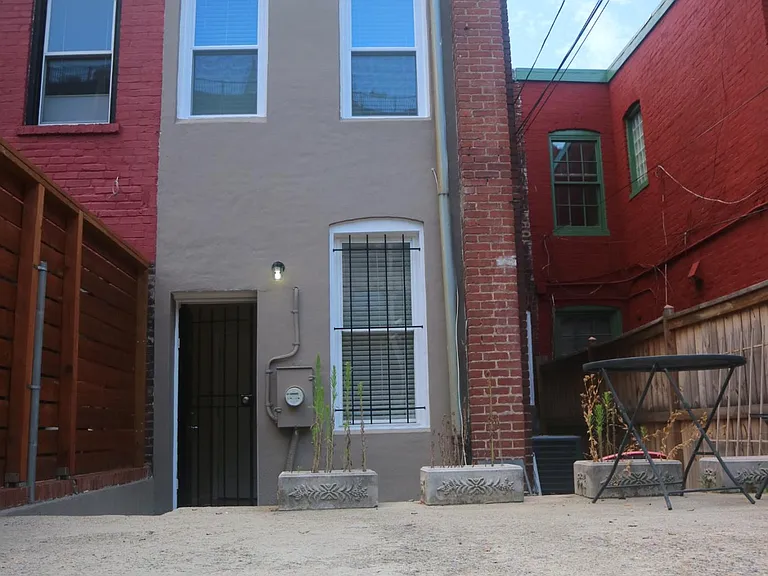 1337 Florida Ave NW — Photo 9