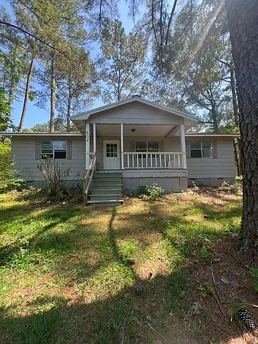 604 King Richard Rd Photo 1