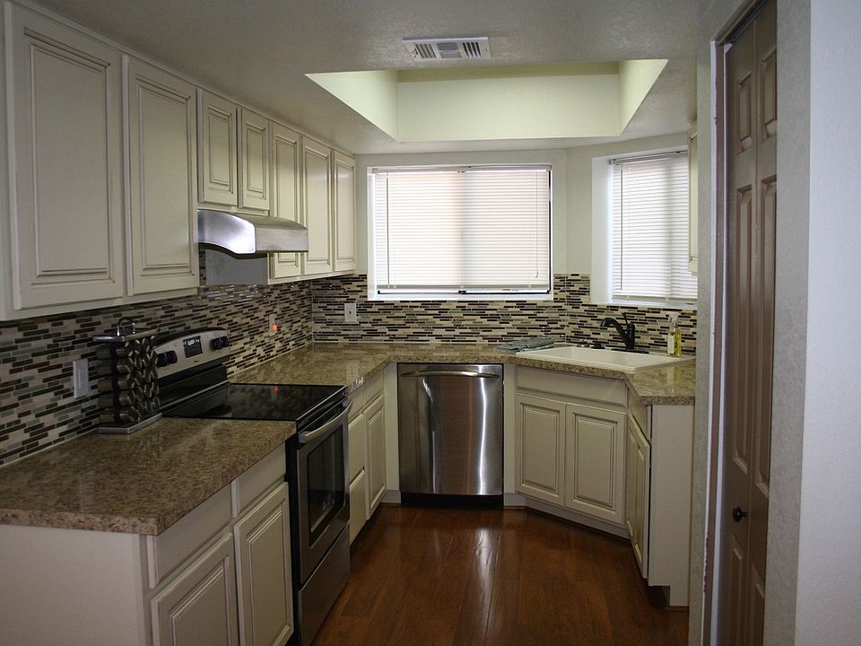Kitchen_1