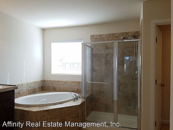 4th image of 12928 116th Avenue Ct E